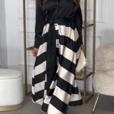 SURI - Stylisches und Raffiniertes Gestreiftes Kleid für Damen