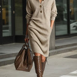 Lorena - Strickkleid mit Kragen und Knöpfen