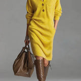 Lorena - Strickkleid mit Kragen und Knöpfen