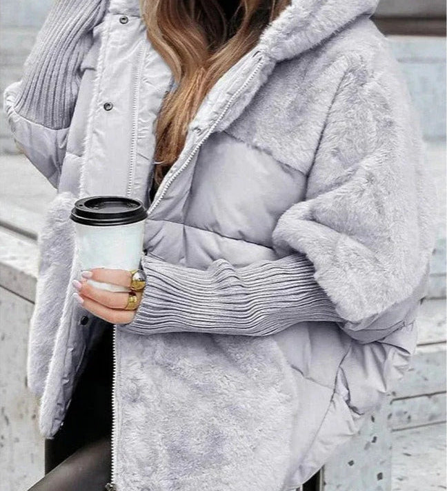 LENA - Stylische Daunenjacke mit Kapuze