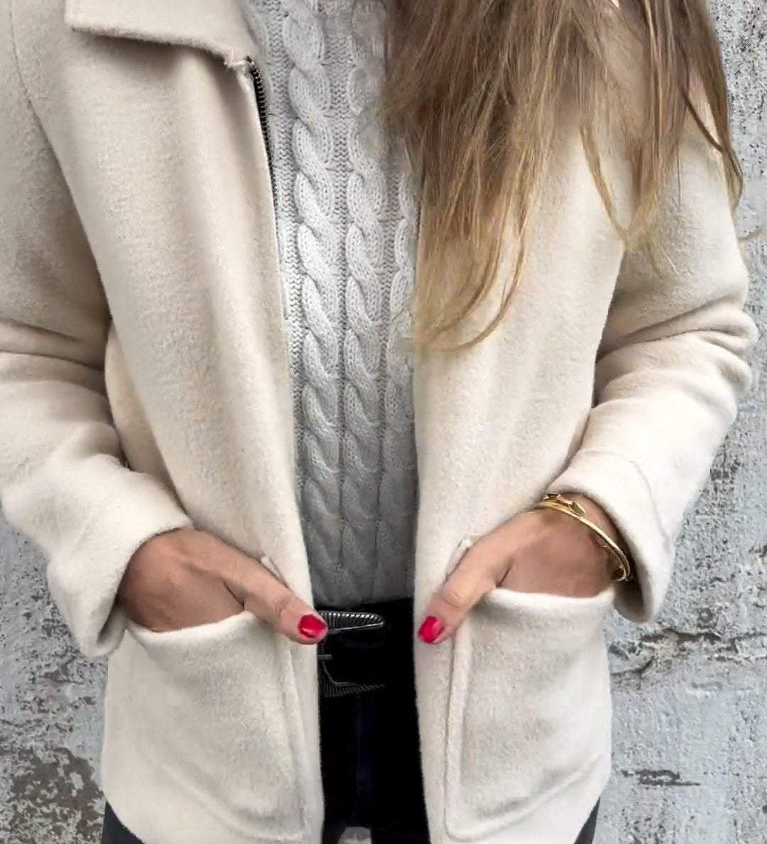 Napel - Elegante Strickjacke aus Wolle